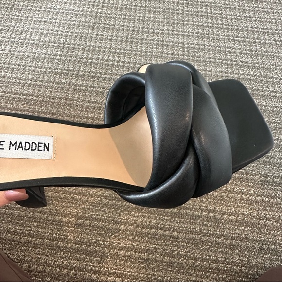 Steve Madden Heels - Picture 4 of 6